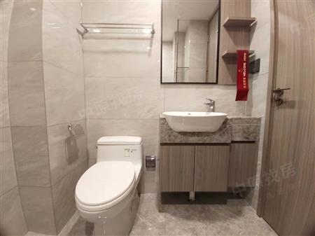 德弘天下华府-卫生间