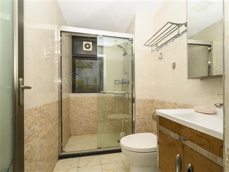 中航天逸花园-卫生间