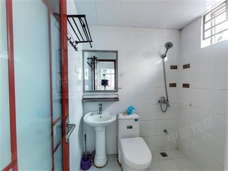 景新花园-卫生间