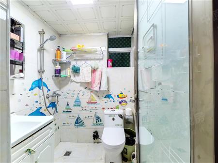 阳光花园-卫生间