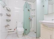 华民大厦-卫生间