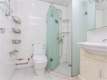 华民大厦-卫生间