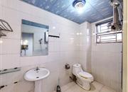 富华花园-卫生间