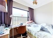 万科麓山（万科麓城四期、金域领峰花园)-次卧