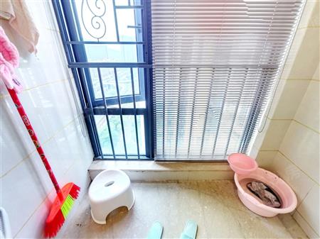 宝能城花园-阳台