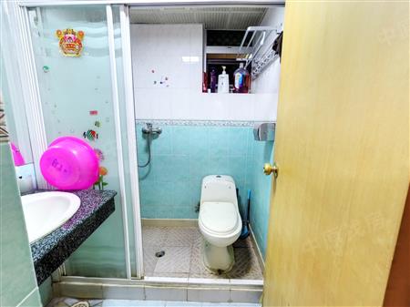 阳光花园-卫生间