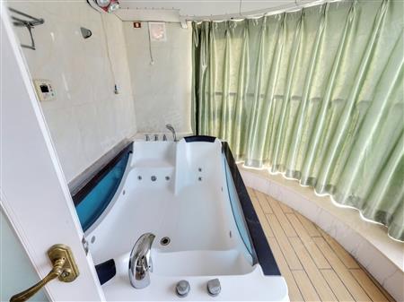 漾日湾畔-卫生间