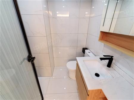 前城滨海花园-卫生间