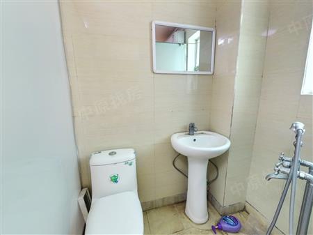 碧荔花园-卫生间