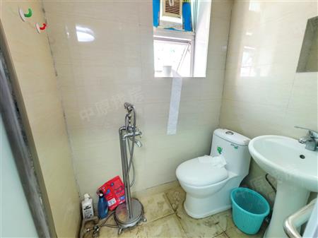 碧荔花园-卫生间