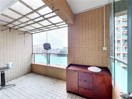 百仕达东郡-阳台