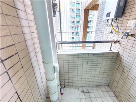 百仕达东郡-阳台