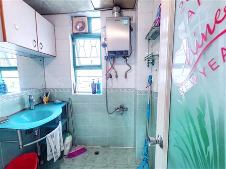 中加名园-卫生间