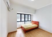 金地龙城中央-主卧