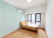 金地龙城中央-次卧