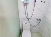 恒丰工业城-卫生间