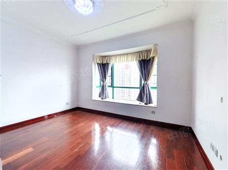 云顶翠峰一期-主卧