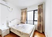 金地龙城中央-主卧