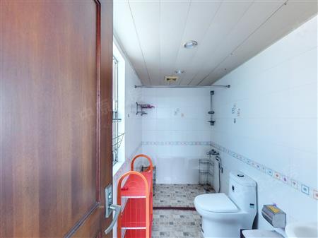 桐景花园-卫生间