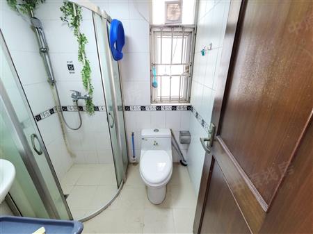 桐景花园-卫生间