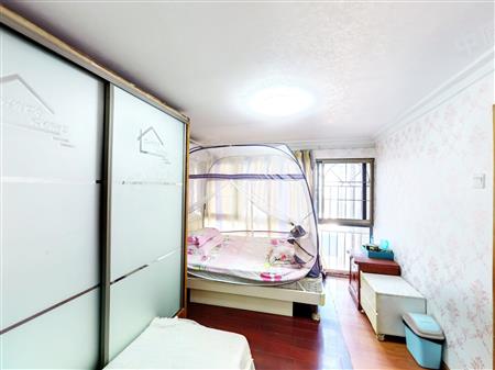 桃源居十四区-次卧