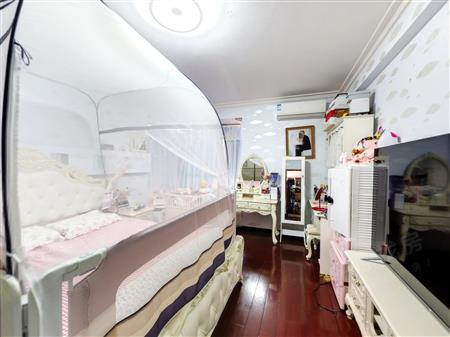 桃源居十四区-次卧