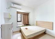 大冲城市花园-主卧