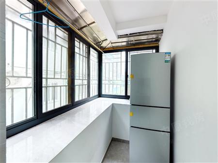 惠中公司家属楼-阳台