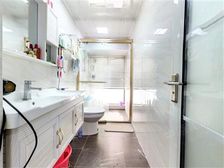 尚峰花园-卫生间