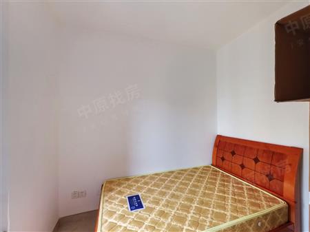 恒裕嘉城花园-次卧