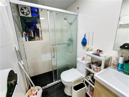 港城华庭-卫生间