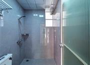 阳光花园-卫生间