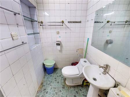 园岭新村-卫生间