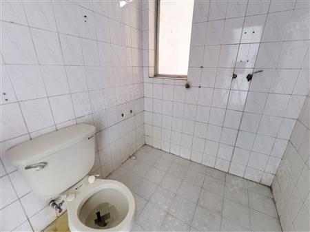 彩虹新都-卫生间