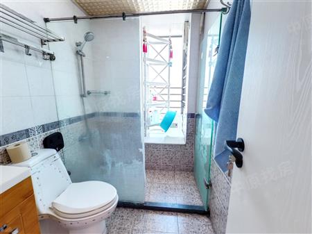 金地海景花园E区-卫生间