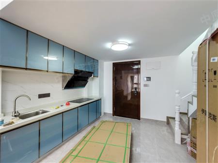 龙光玖云著大楼-厨房