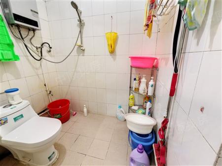 布心花园三区-卫生间