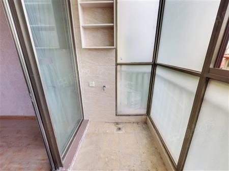 佳兆业水岸新都-阳台