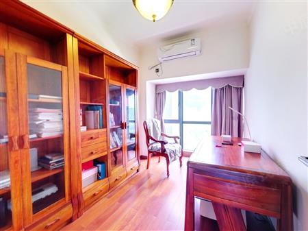 航天晴山月名园-书房