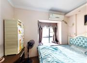 中城康桥花园（一期）-主卧