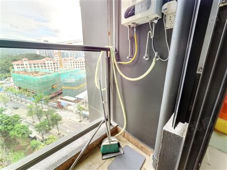 京基御领公馆-阳台