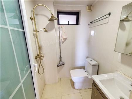 中海西岸华府北区-卫生间