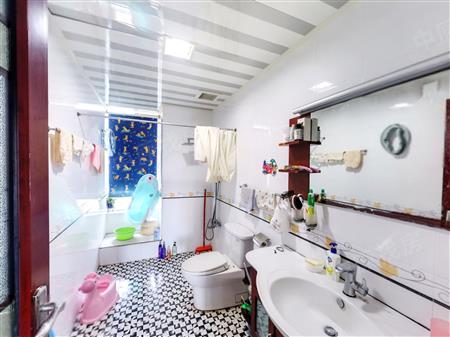 滨海之窗花园-卫生间