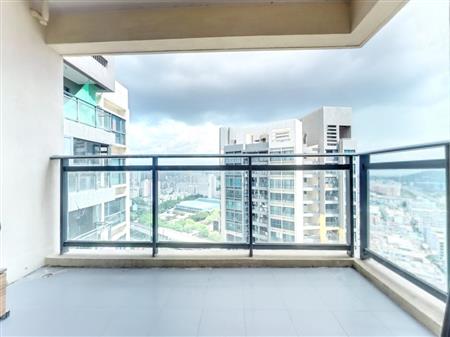 英郡年华花园（三期）-阳台