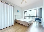 英郡年华花园（三期）-主卧