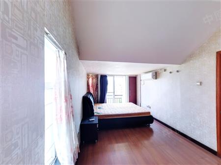 四季花城(二期北区)-次卧