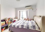 康达尔花园（五期蝴蝶堡）-主卧