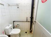 愉天小区-卫生间