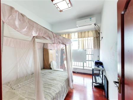 鸿荣源禧园-次卧