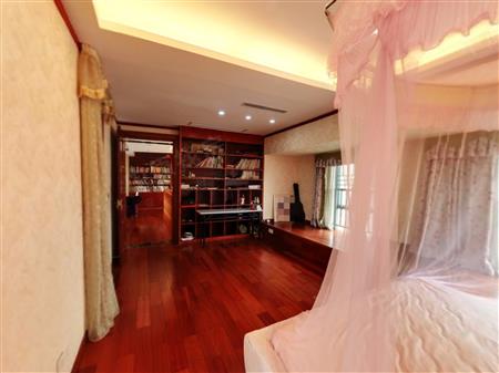 鸿荣源禧园-次卧